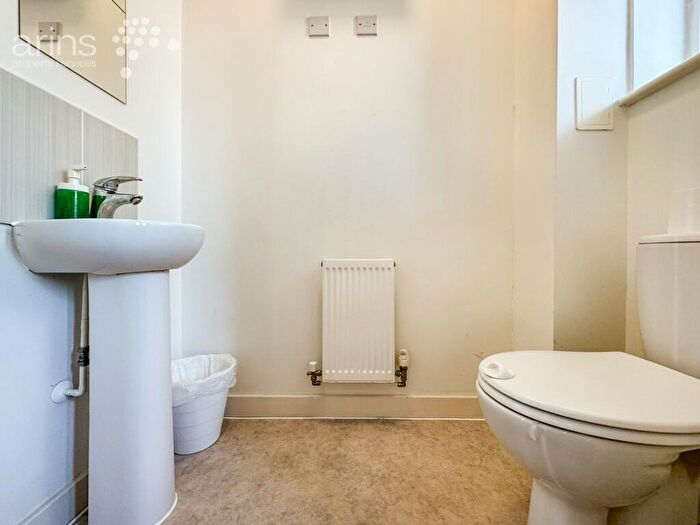 2 Bedroom Terraced House For Sale In Glenmore Place, Tilehurst, Reading, RG30