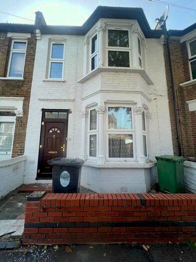 5 Bedroom Terraced House To Rent In Dagenham Road, London, E10