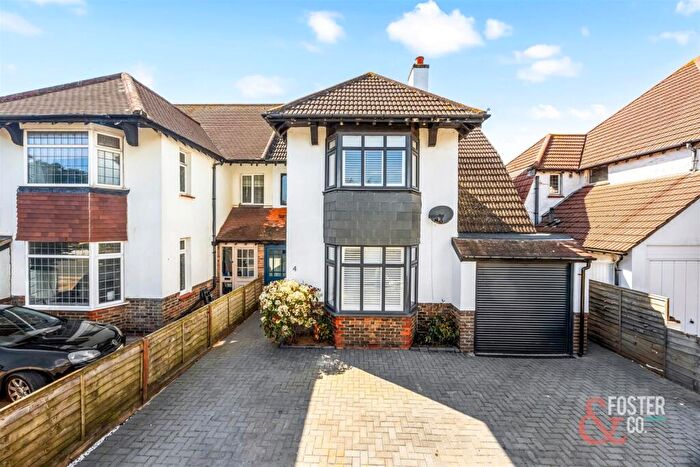 5 Bedroom Semi-Detached House For Sale In St. Keyna Avenue, Hove, BN3
