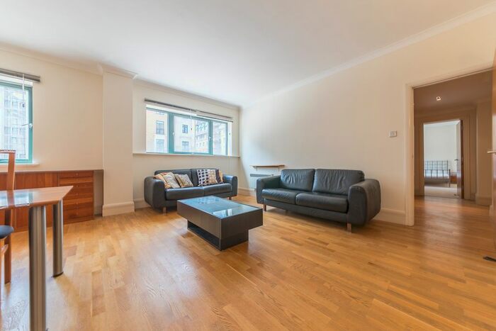 2 Bedroom Flat To Rent In East Block, Forum Magnum Square, Waterloo, London, SE1