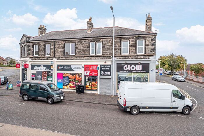 2 Bedroom Flat For Sale In Mckenzie Street, Kirkcaldy, KY1