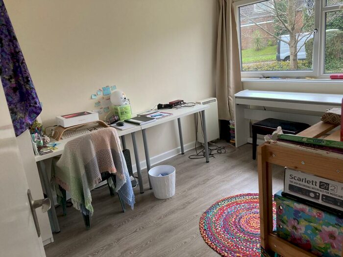 3 Bedroom Flat To Rent In The Parkway, Southampton, SO16