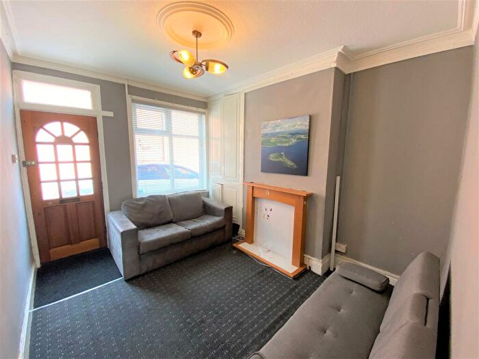 2 Bedroom House To Rent In Ruding Road, Leicester, LE3