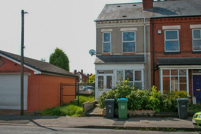 2 Bedroom Terraced House To Rent In Loxley Road, Smethwick, West Midlands, B67
