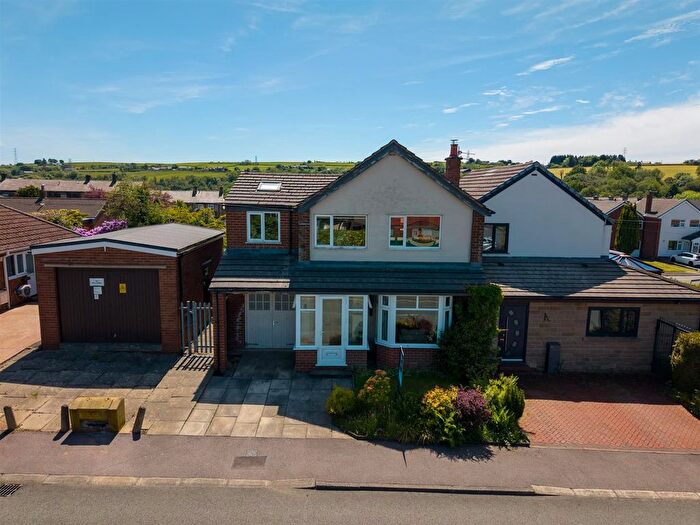 4 Bedroom Detached House For Sale In Moor Way, Hawkshaw, Bury, BL8