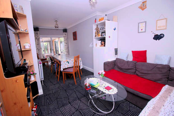 3 Bedroom Semi-Detached House To Rent In Sunbury Road, Feltham, TW13