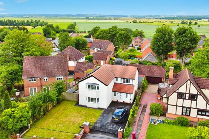 4 Bedroom Detached House For Sale In Sheep Dyke Lane, Bonby, Brigg, DN20