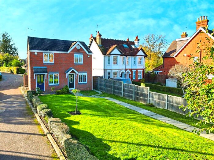 1 Bedroom Semi Detached House For Sale In Yorktown Road, College Town, Sandhurst, Berkshire, GU47