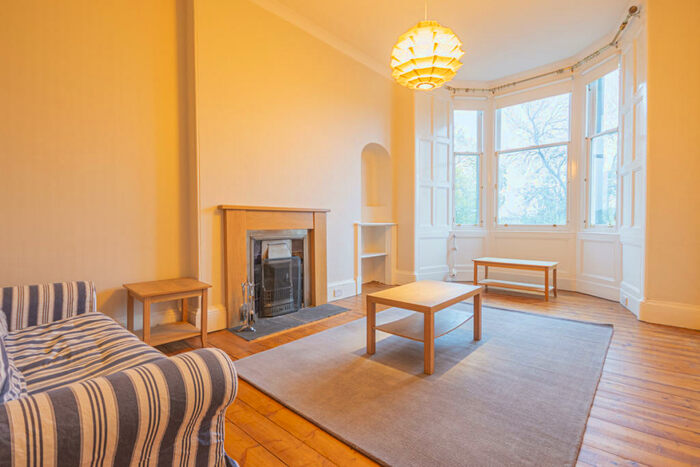 1 Bedroom Flat To Rent In Brunton Terrace Edinburgh United Kingdom, EH7