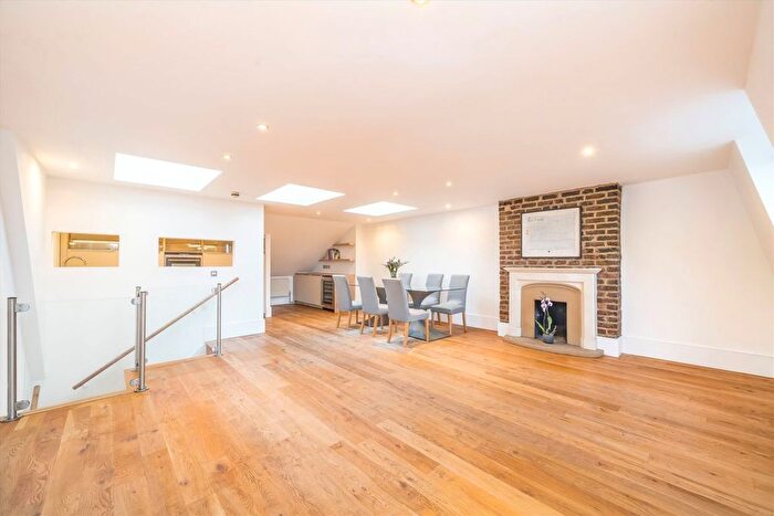 3 Bedroom Flat For Sale In Lanhill Road, Maida Vale, W9