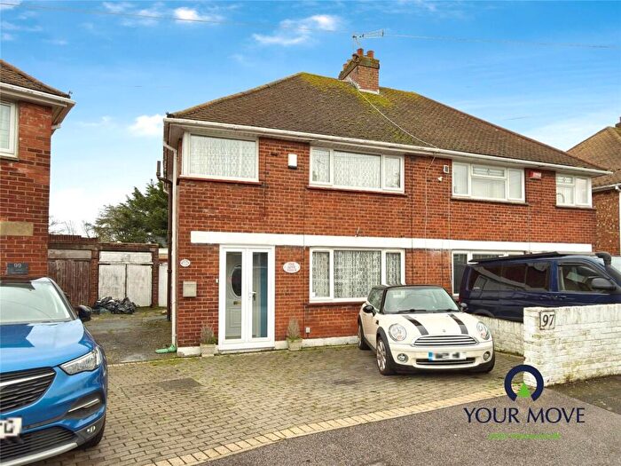 3 Bedroom Semi-Detached House For Sale In St. James Avenue, Ramsgate, Kent, CT12