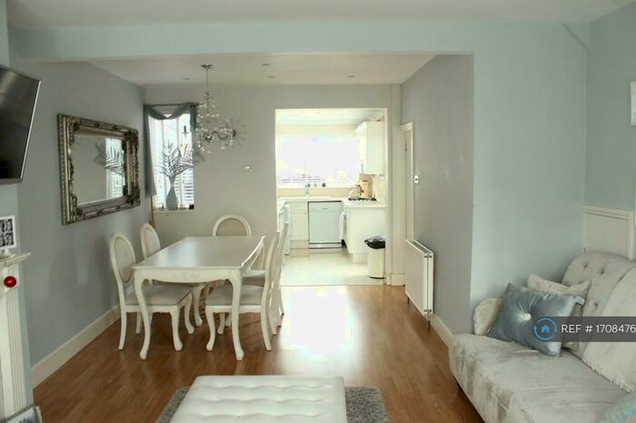 3 Bedroom Terraced House To Rent In Dawlish Drive, Ruislip, HA4