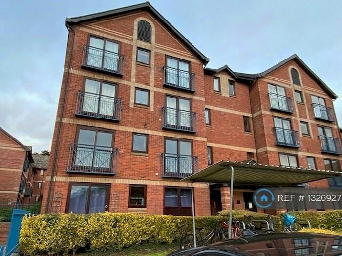 2 Bedroom Flat To Rent In Claremont Heights, Colchester, CO1