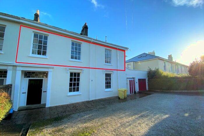 3 Bedroom Flat To Rent In Woodlane, Falmouth, TR11