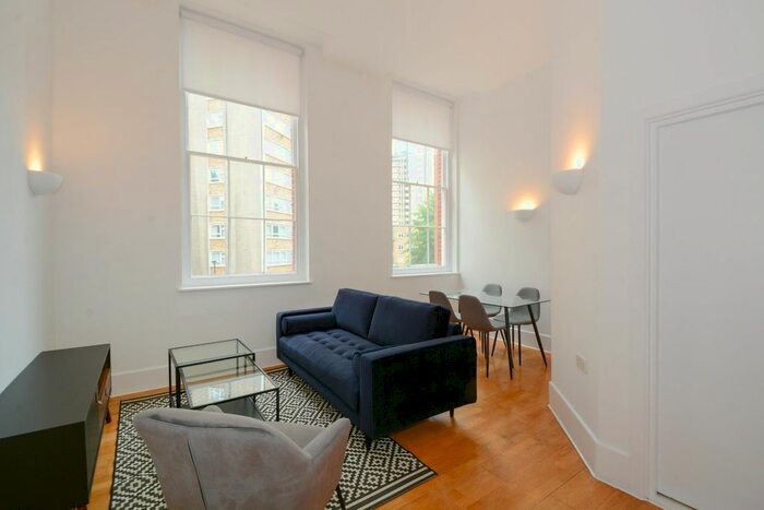 2 Bedroom Flat To Rent In St Mark's Apartments, City Road, London, EC1V
