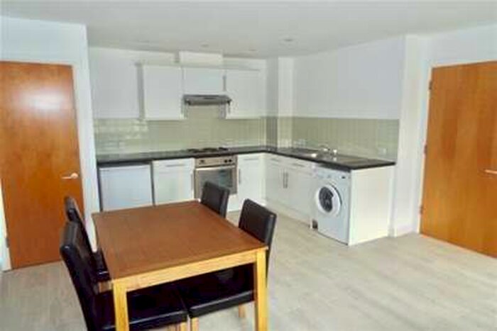 1 Bedroom Flat To Rent In Cranbrook House, City Centre, NG1