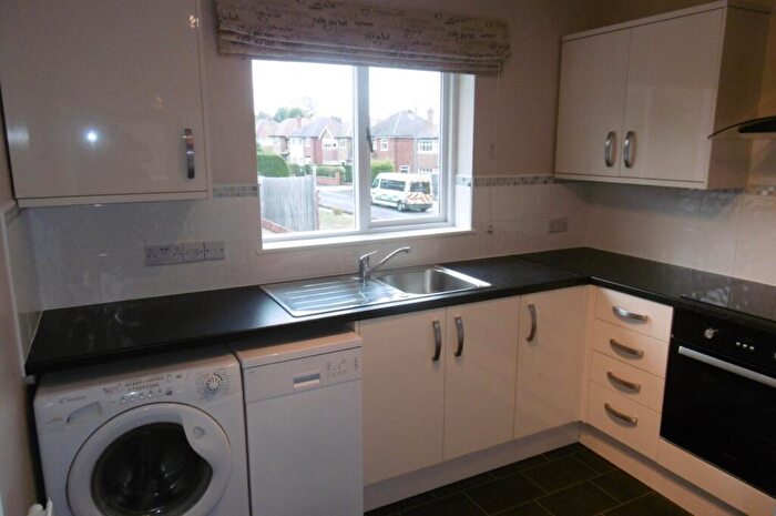 2 Bedroom Maisonette To Rent In Holyrood Court, Bramcote, NG9