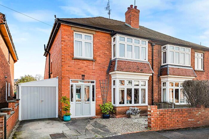 4 Bedroom Semi Detached House For Sale In Oakland Avenue, Cheltenham, Gloucestershire, GL52