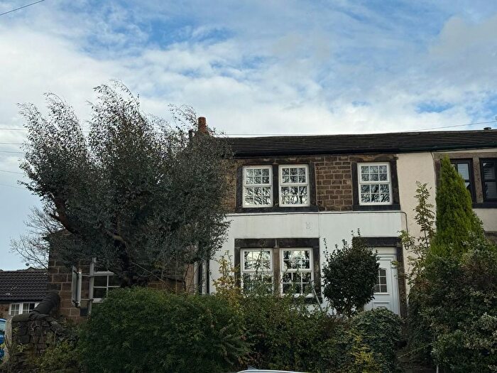 2 Bedroom Cottage For Sale In Halifax Road, Batley, WF17