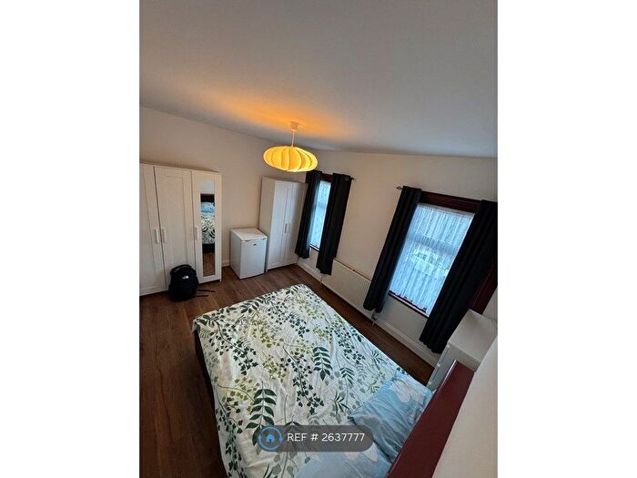 5 Bedroom Terraced House To Rent In Denton Road, Enfield, N18