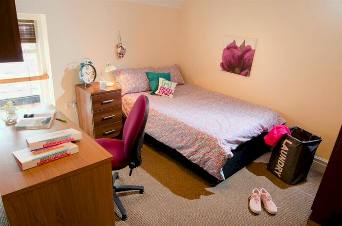 7 Bedroom Private Hall To Rent In New Street, Lancaster, LA1
