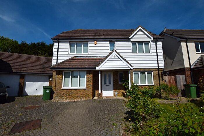 4 Bedroom Detached House To Rent In Welton Rise, St. Leonards-On-Sea, TN37