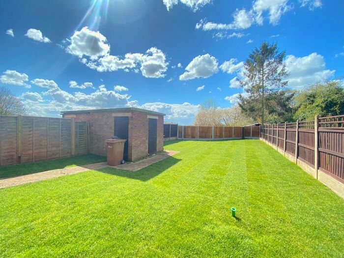 3 Bedroom House To Rent In Langton Avenue, Chelmsford, CM1