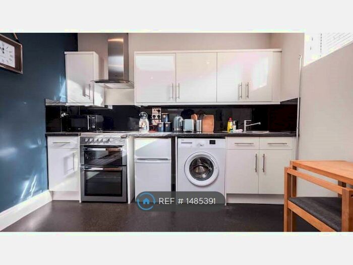 Studio To Rent In The Mall, Bristol, BS8 - Photo 3