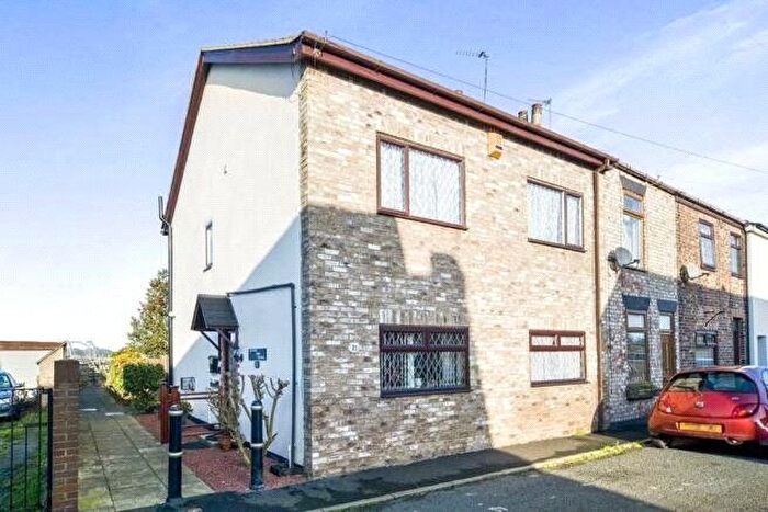 3 Bedroom End Of Terrace House For Sale In High Street, Swinefleet, Goole, DN14