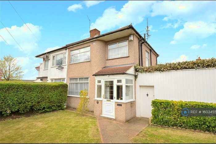 3 Bedroom Semi-Detached House To Rent In Holyrood Avenue, Harrow, HA2