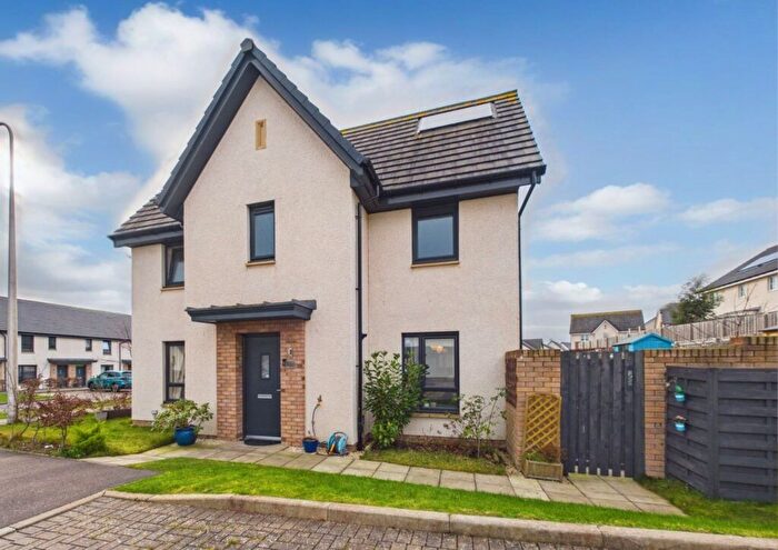 3 Bedroom End Of Terrace House For Sale In Greenwell Wynd, Edinburgh, EH17