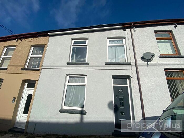 3 Bedroom Terraced House For Sale In Chapel Street, Penygraig, Tonypandy, CF40