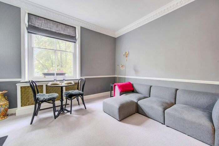 1 Bedroom Flat For Sale In Thurloe Street, South Kensington, London, SW7
