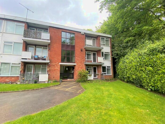 2 Bedroom Flat To Rent In Woburn Crescent, Great Barr, Birmingham, B43