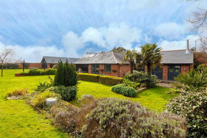 4 Bedroom Detached House For Sale In Birdham Road, Chichester, PO20