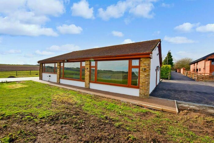 3 Bedroom Detached Bungalow For Sale In Bower Lane, Eynsford, Kent, DA4