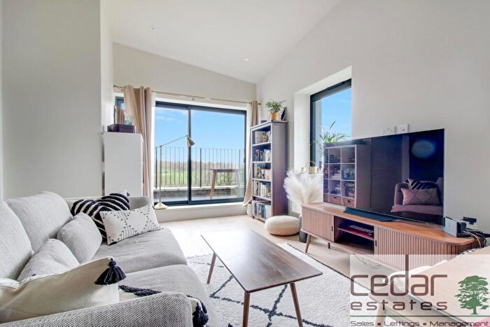 1 Bedroom Flat To Rent In Mansfield Heights, East Finchley, N2