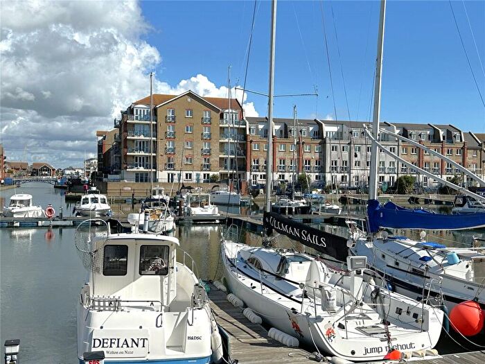 2 Bedroom Apartment For Sale In The Piazza, Eastbourne, East Sussex, BN23