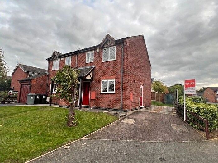 3 Bedroom Semi-Detached House To Rent In Moortown Close, Grantham, NG31