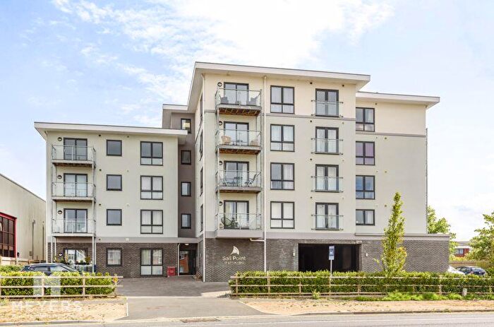 2 Bedroom Apartment For Sale In Upton Road, Creekmoor, Poole, BH17