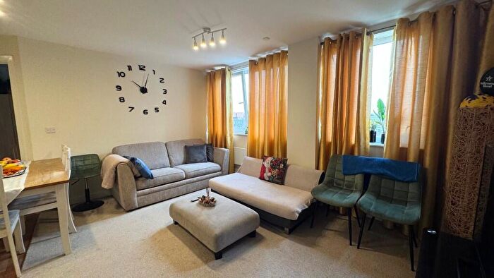 2 Bedroom Apartment To Rent In Gower Street, Derby, Derbyshire, DE1