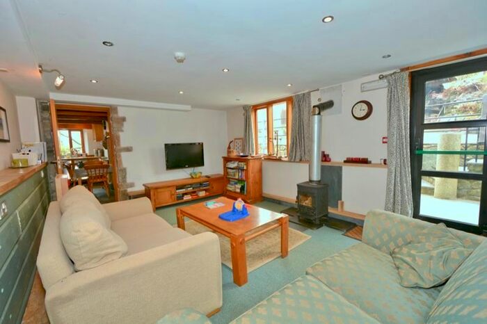 3 Bedroom Barn Conversion For Sale In Trebullett, Launceston, PL15