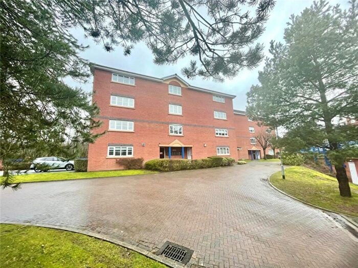 2 Bedroom Flat For Sale In Mountbatten Close, Ashton-on-Ribble, Preston, Lancashire, PR2