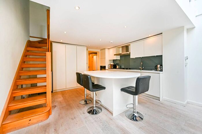 4 Bedroom Property To Rent In Mornington Crescent, Mornington Crescent, London, NW1