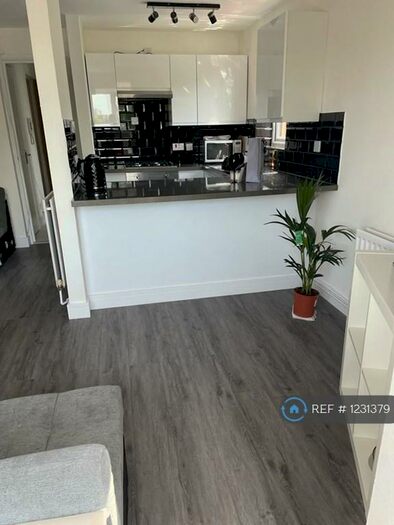 1 Bedroom Flat To Rent In St Matthews Ct, Gosport, PO12