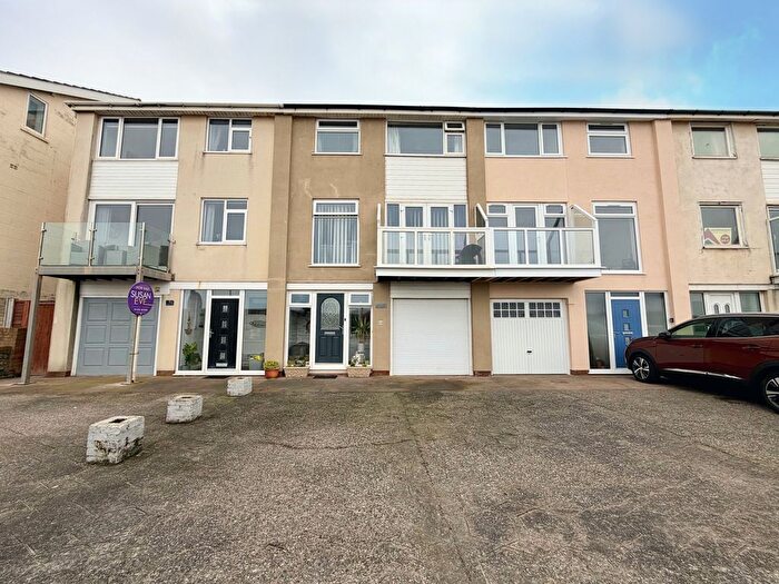3 Bedroom Town House For Sale In North Promenade, Cleveleys, FY5