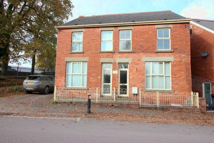 2 Bedroom Detached House To Rent In High Street, Bream, GL15