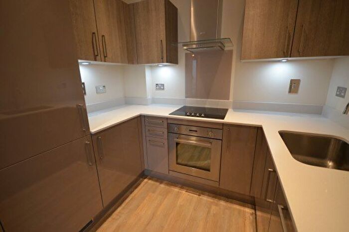 1 Bedroom Flat To Rent In The Peninsula, Gillingham, ME7