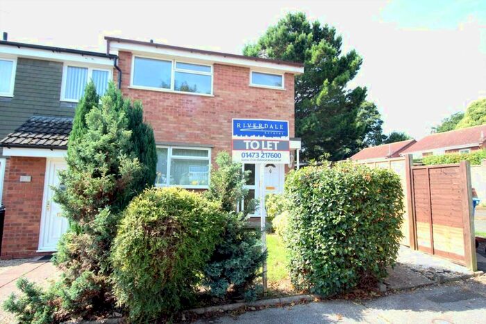 3 Bedroom Semi-Detached House To Rent In Halesowen Close, Ipswich IP2