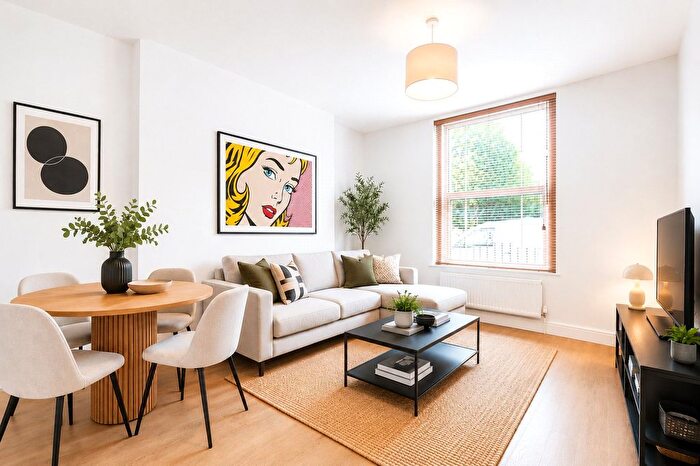 2 Bedroom Flat For Sale In Springfield Road, Bristol, BS6